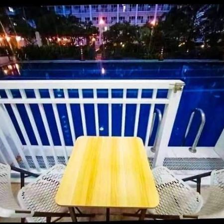 Yhanz Z Sea Residences Pasay Eksteriør bilde