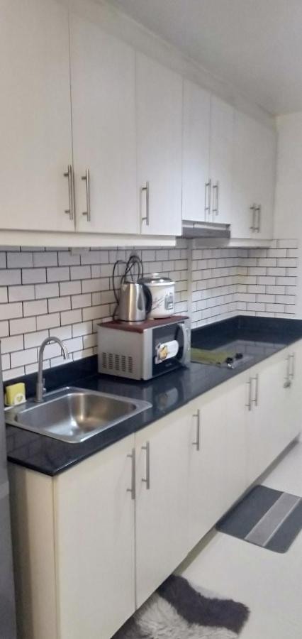 Yhanz Z Sea Residences Pasay Eksteriør bilde