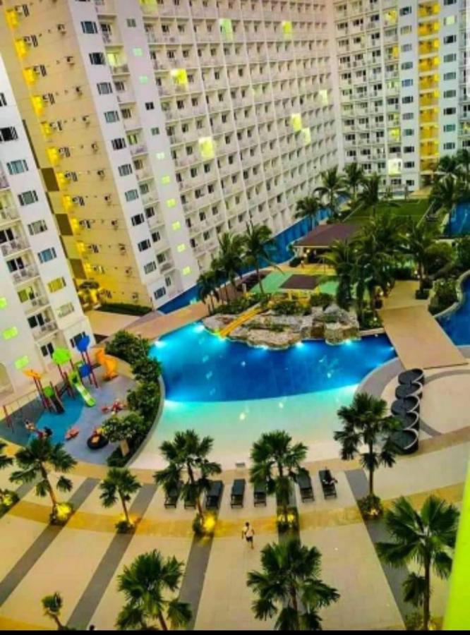 Yhanz Z Sea Residences Pasay Eksteriør bilde