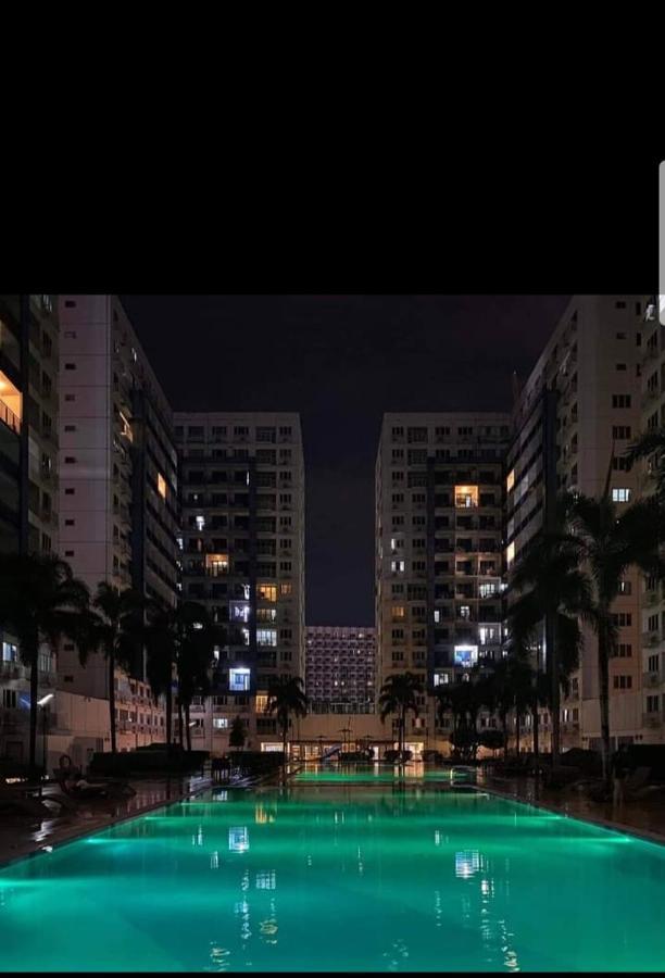 Yhanz Z Sea Residences Pasay Eksteriør bilde