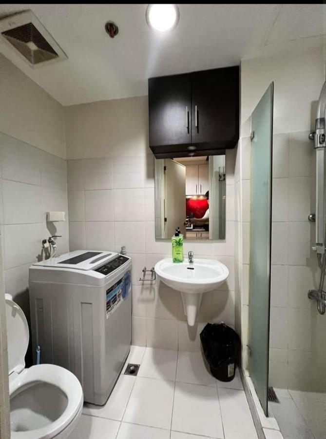 Yhanz Z Sea Residences Pasay Eksteriør bilde